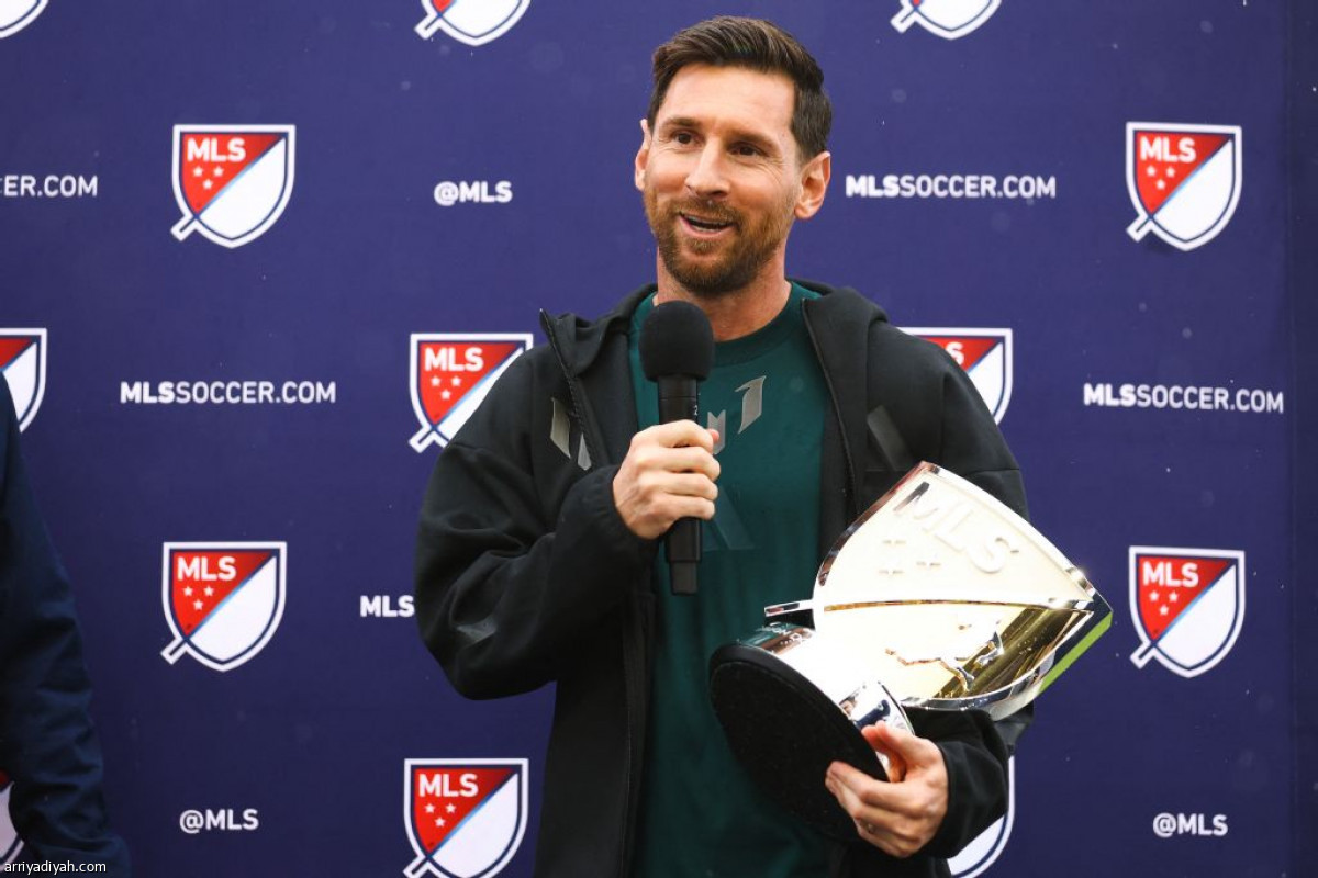 ميسي الأفضل