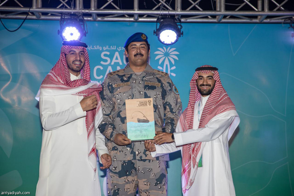 الشاخوري يخطف جائزة صيد الأسماك بقوارب الكاياك