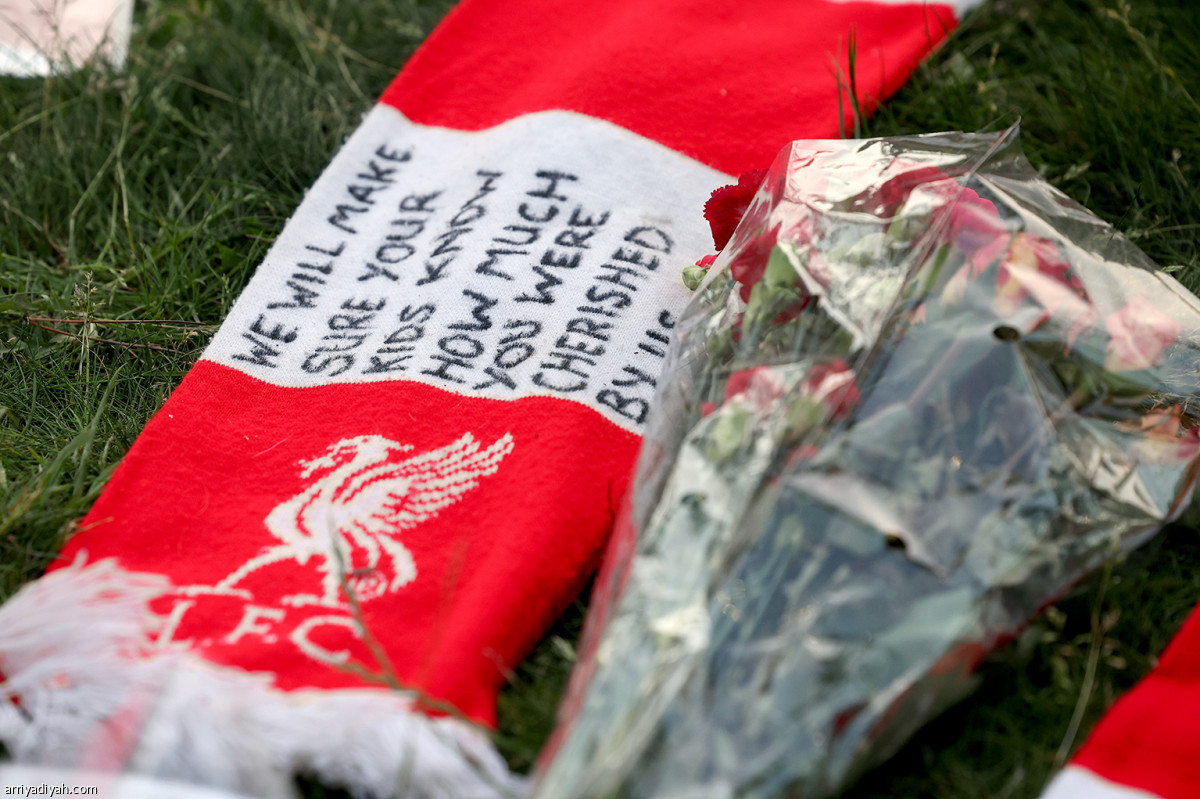 ليفربول يفتح دفتر التعازي