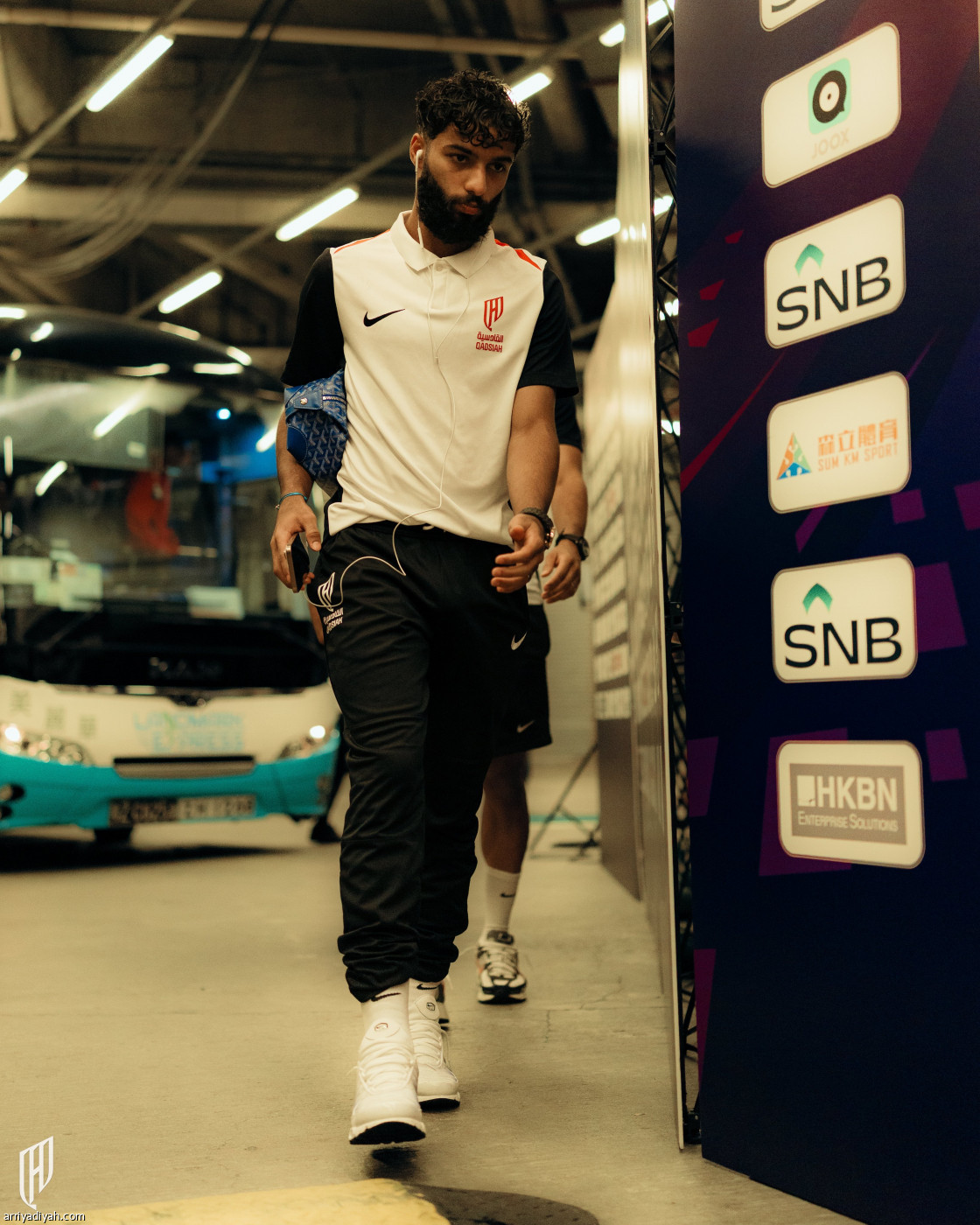 وصول قبل ساعتين