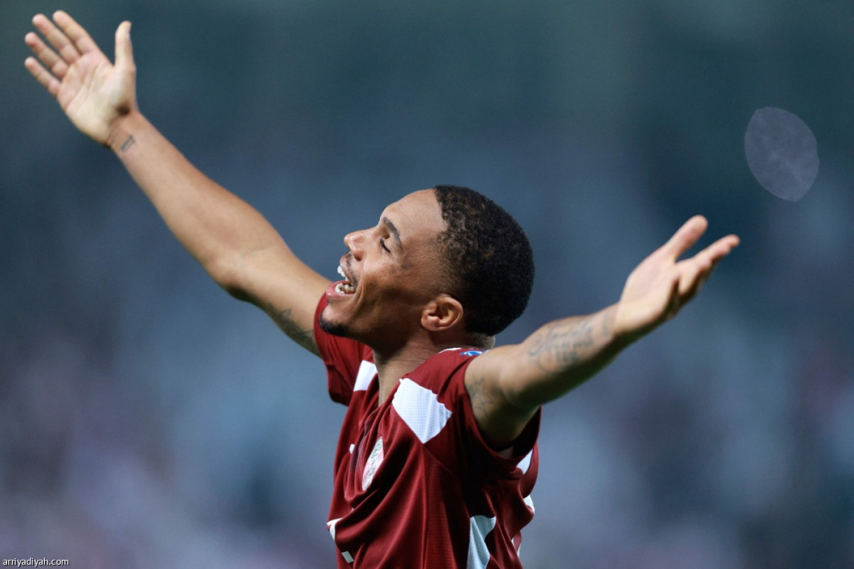 «العنابي» يعبر