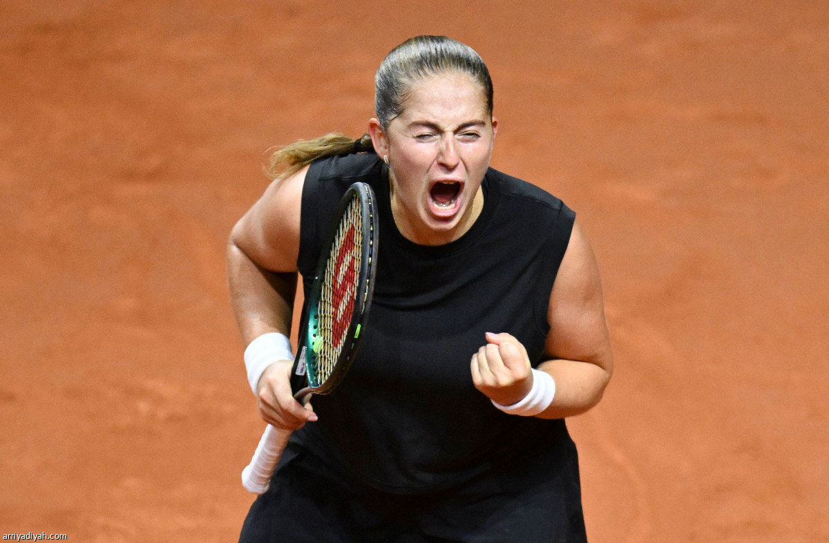 أوستابنكو بطلة «شتوتجارت»