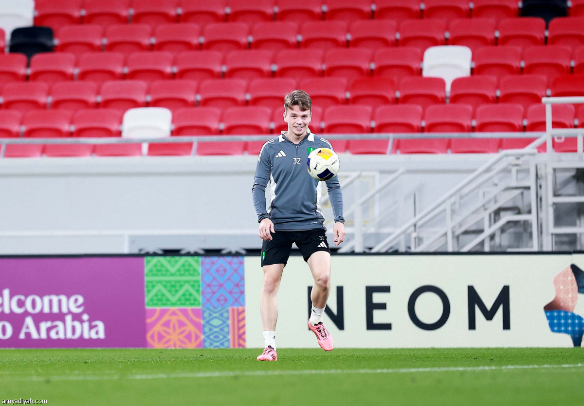 الأهلي.. بجميع الأجانب