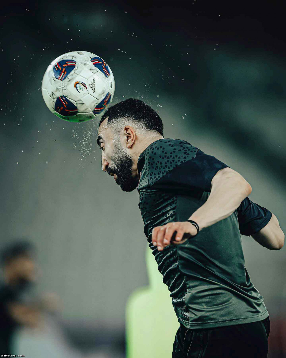 «الأحمر» متحفز