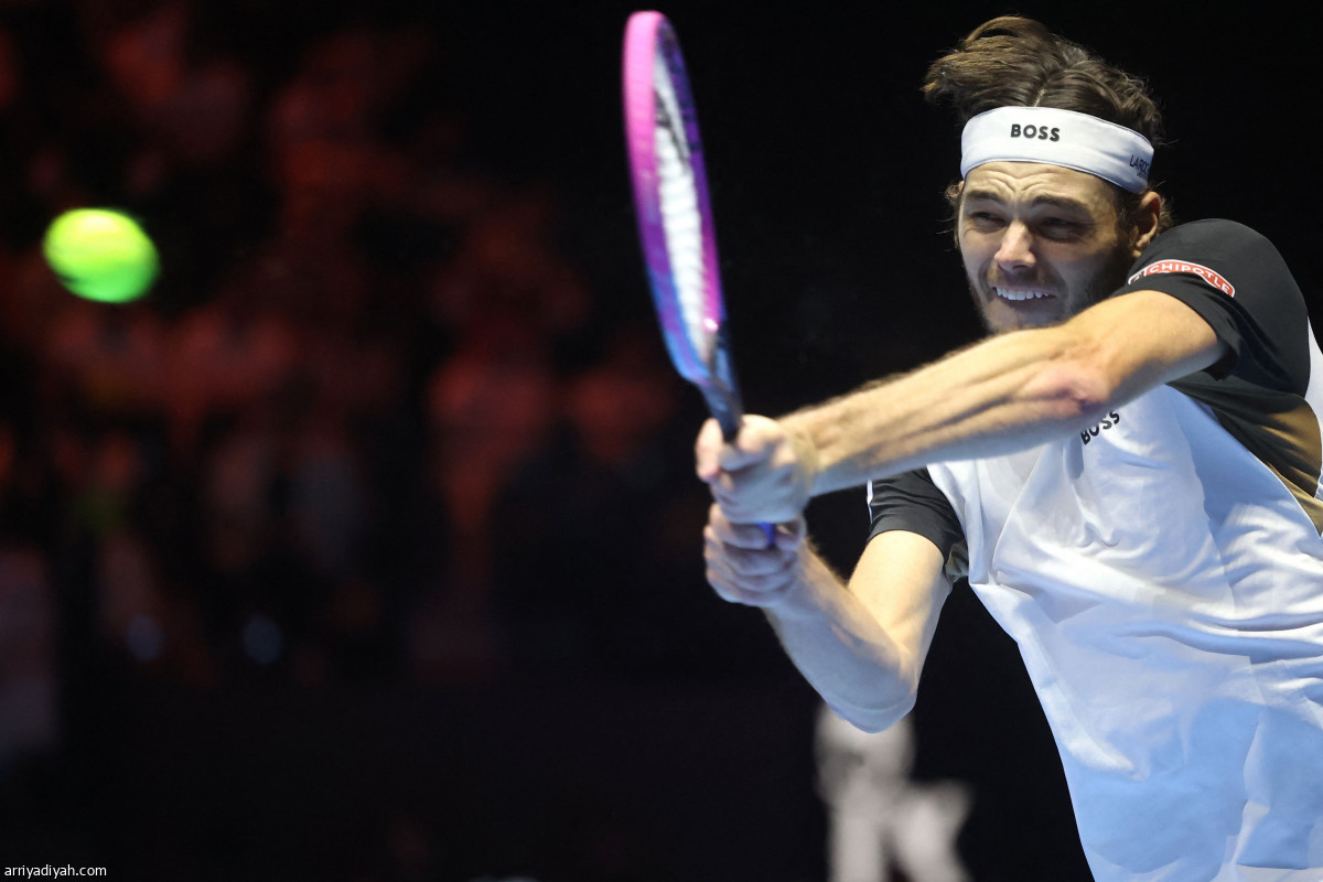 ألكاراز يعبر