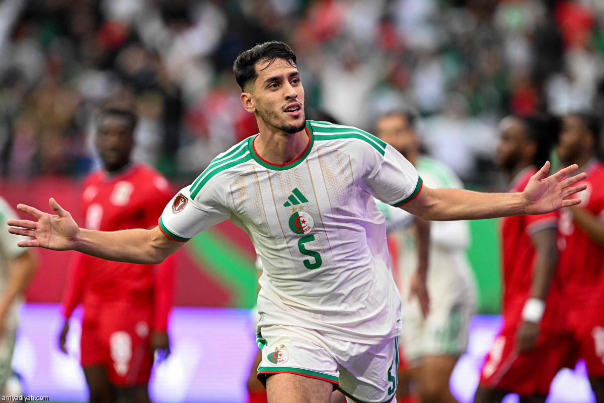 الجزائر بالعلامة الكاملة