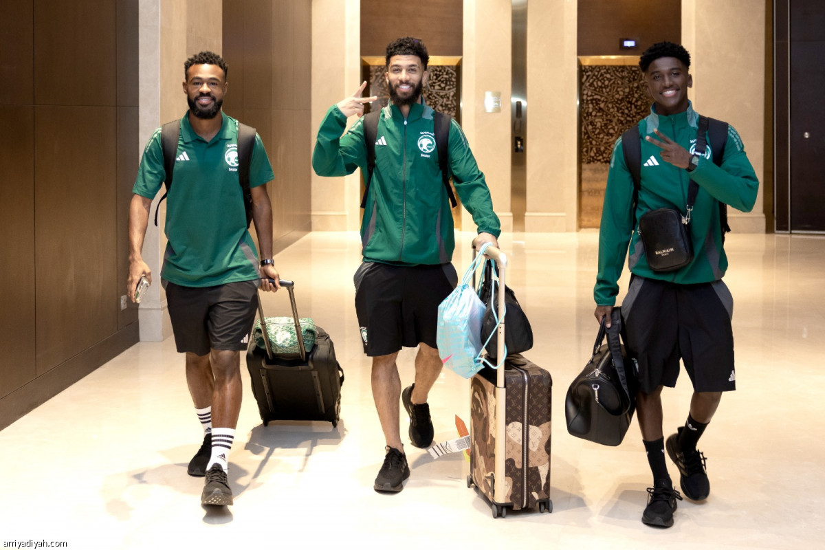 الصقور تودّع