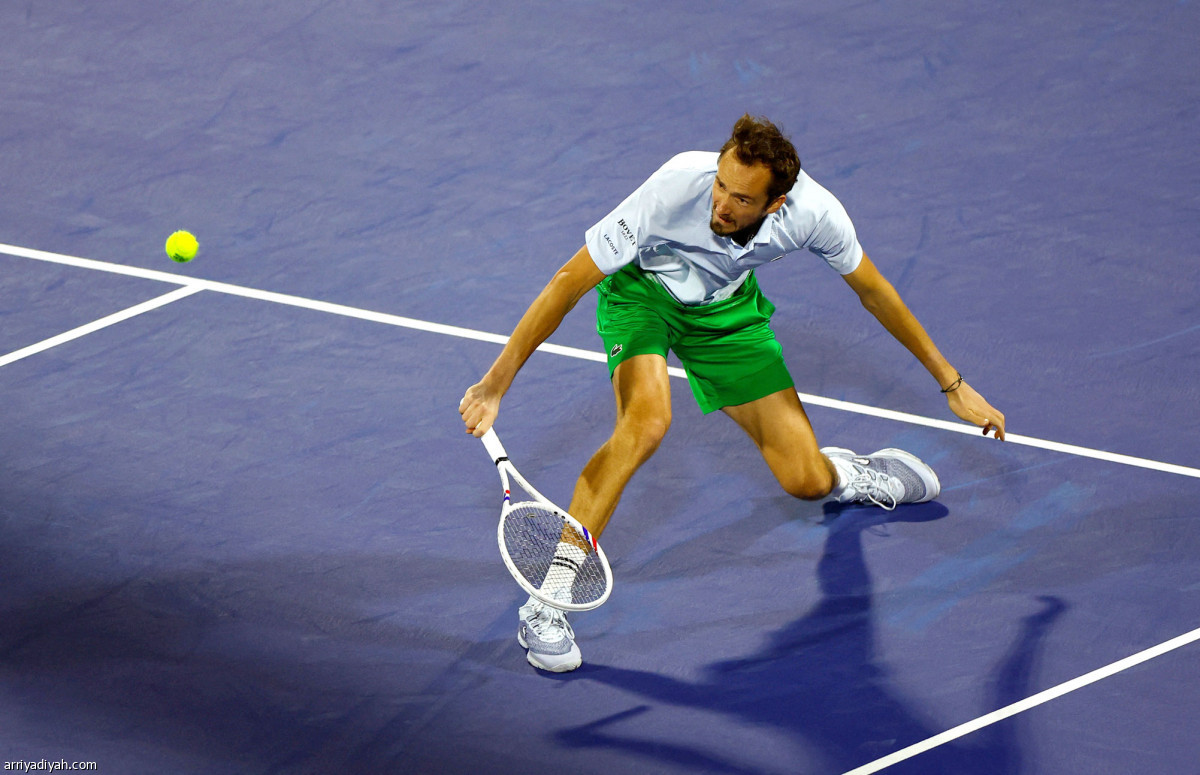 مدفيديف يغادر