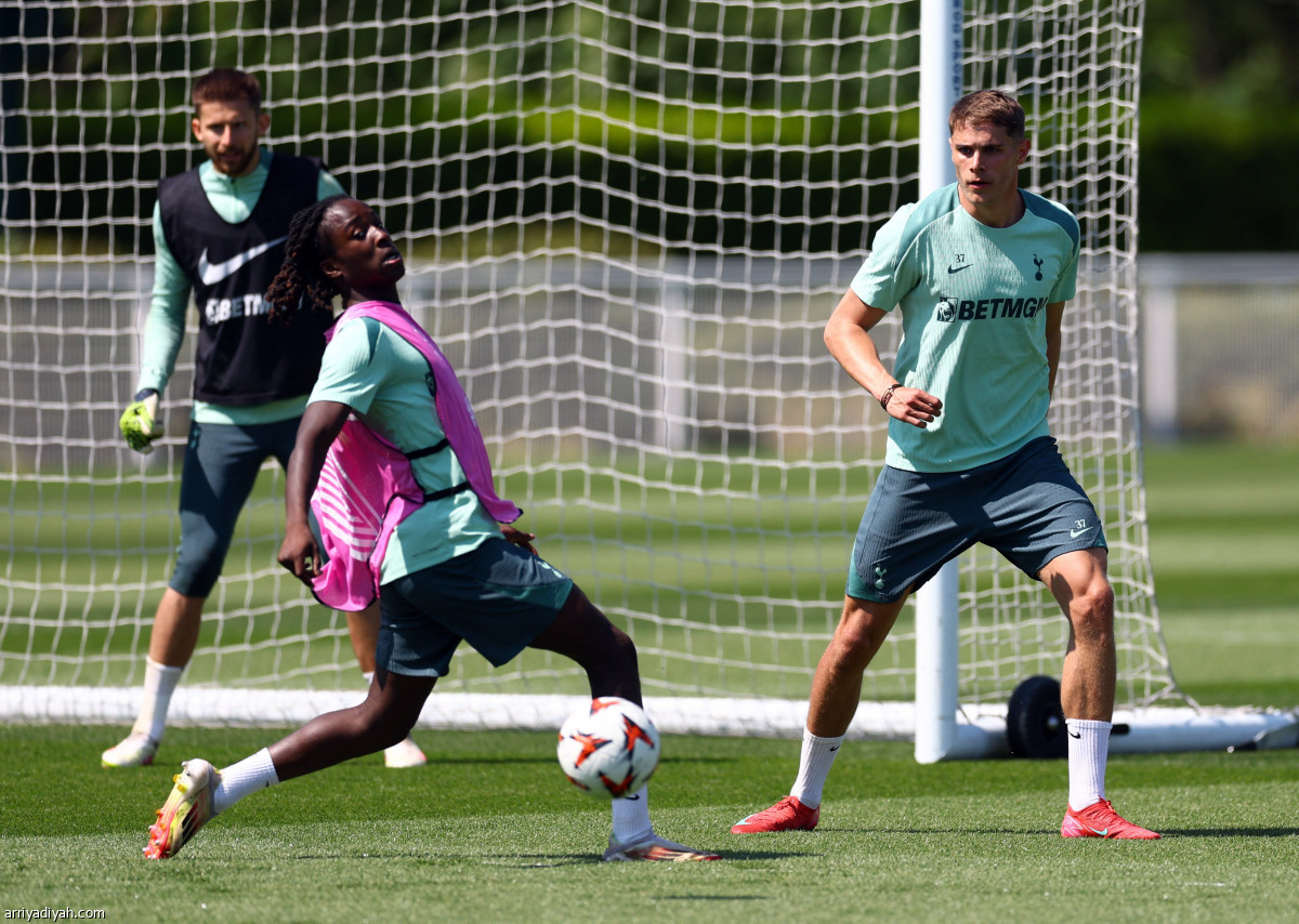 توتنام.. حصة صباحية