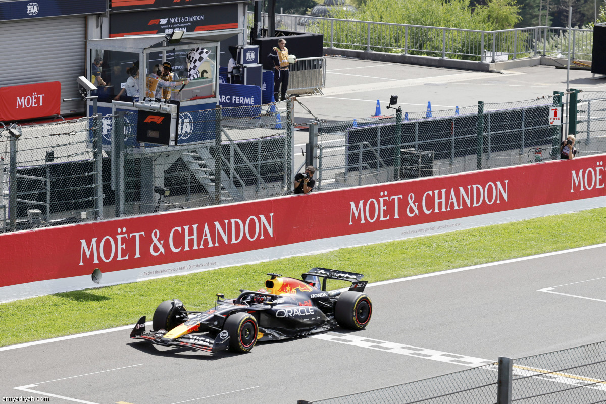 فيرستابن أولّا