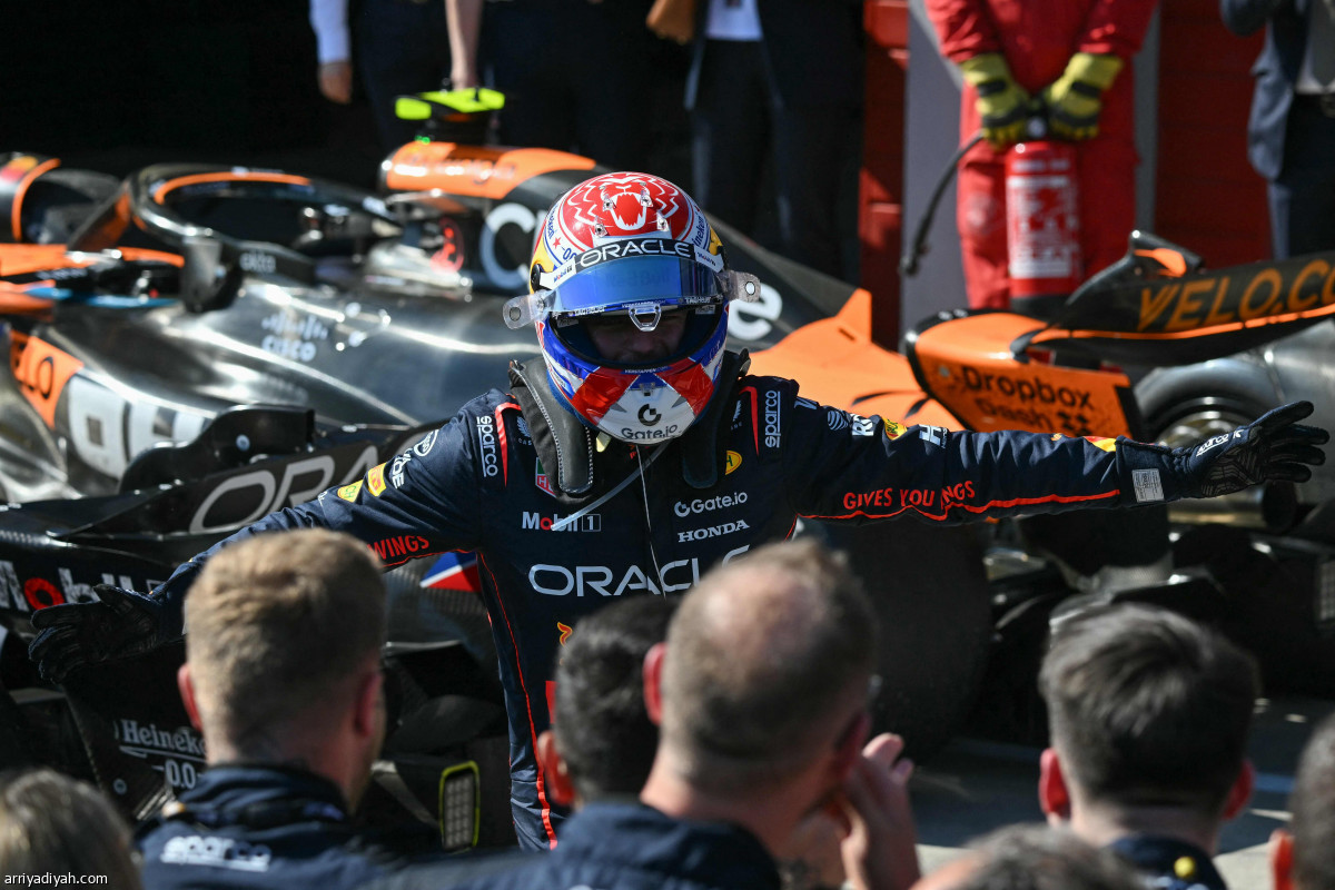 فيرستابن بطلا